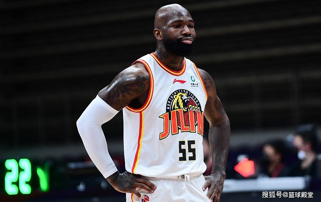 爱游戏官网-托特纳姆发布备战花絮，今夜再遭质疑，国王杯任务艰巨，轮换策略成焦点