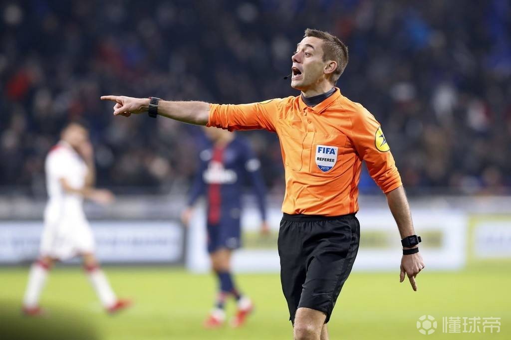 爱游戏官方入口-加时末段欧联传出新动向，波尔图止住颓势，管理层表态——目标明确，数据趋势出现新变化