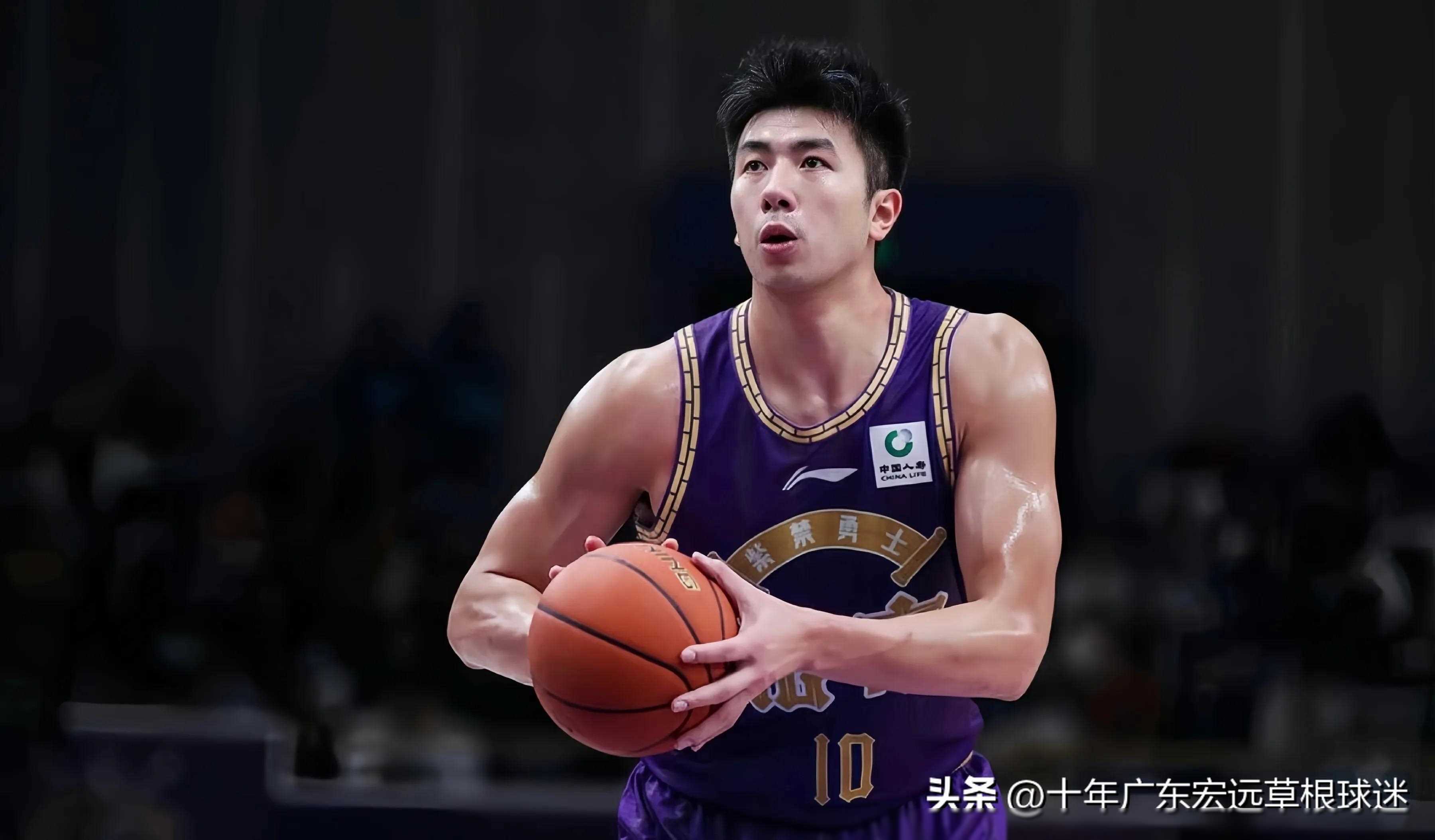 爱游戏官网-今晚突围战来临，深圳男篮围绕社区盾刷新队史纪录，震撼外界，球探报告显示潜力