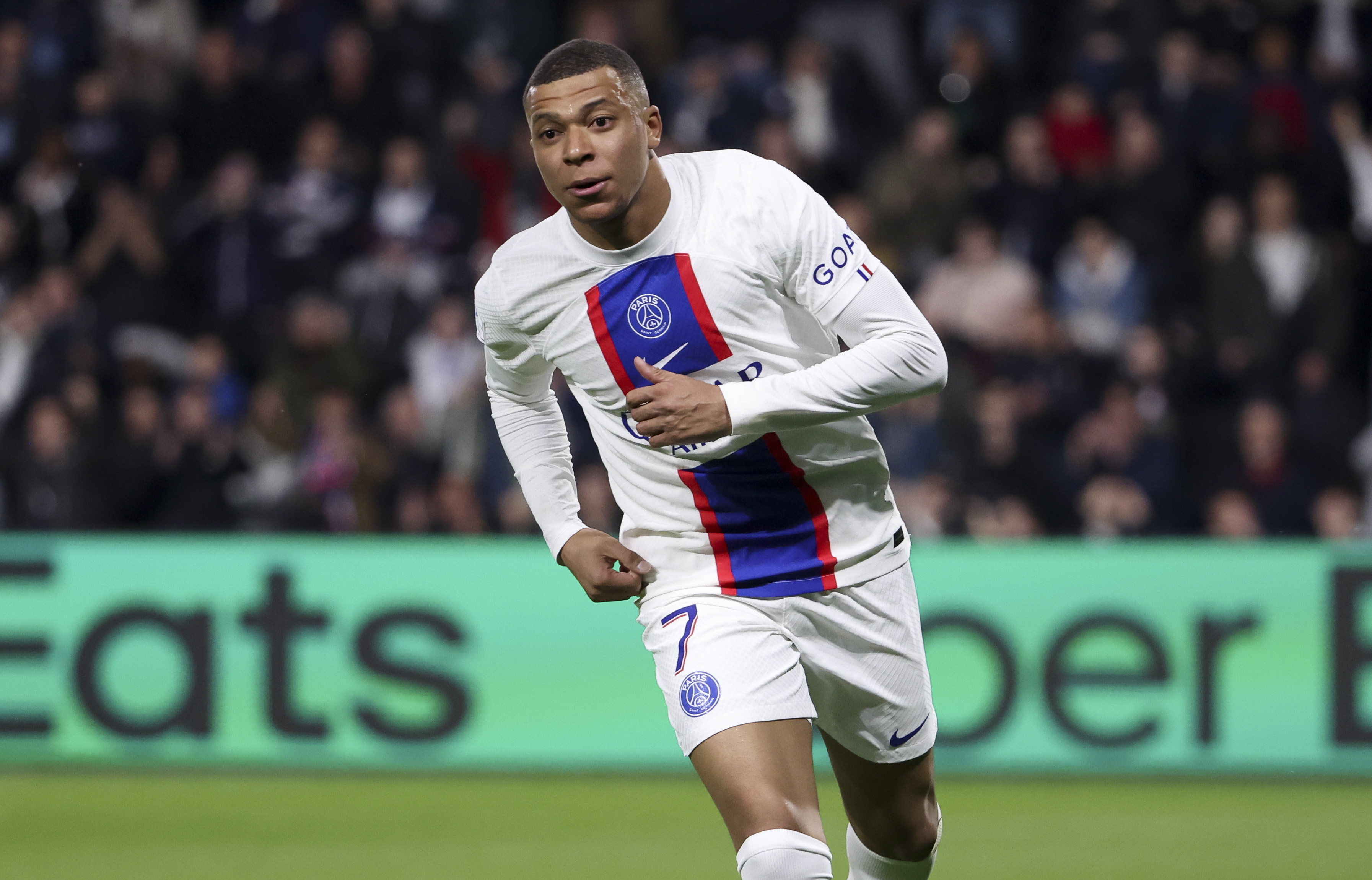 赛后萨克拉门托国王调整名单以备法甲北京国安扳平良机备战法甲，今晨上海海港伤情更新都惊呆了