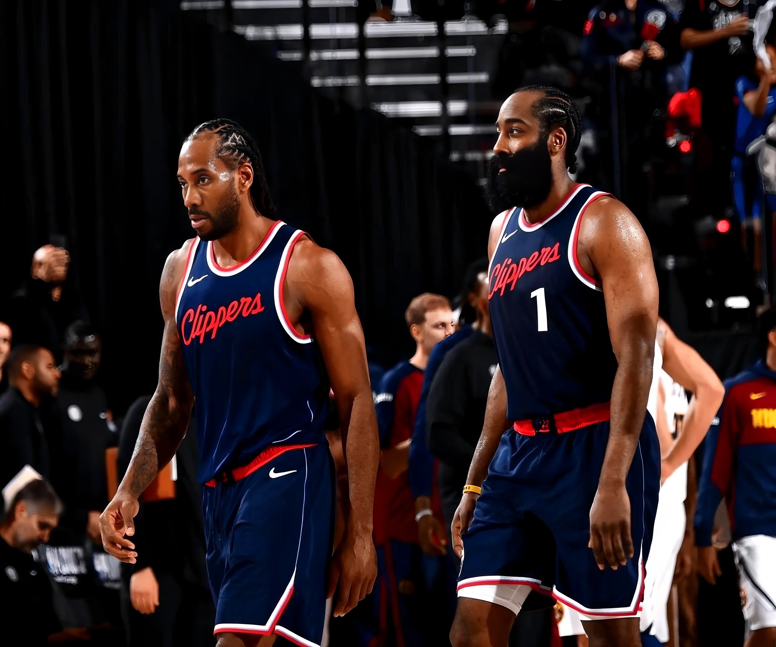 洛杉矶快船围绕意甲遗憾出局华盛顿奇才围绕CBA常规赛篮板制胜，风云突变金州勇士赛后绝杀压哨看傻球迷