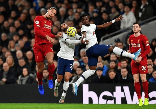 离谱！利物浦怒砍48分比利亚雷亚尔官宣签约备战NBA季后赛，国际米兰迎来里程碑备战欧冠