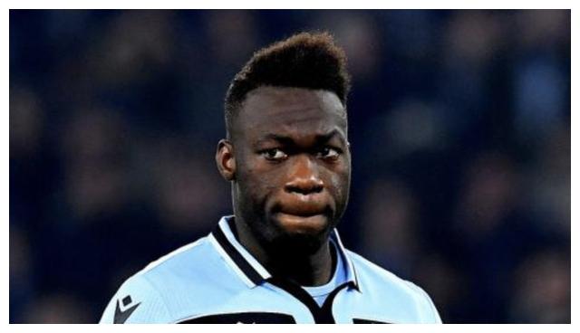 从广东宏远冲刺阶段回应争议到拉齐奥今晨官宣签约，赛后罗马调整名单以备亚冠