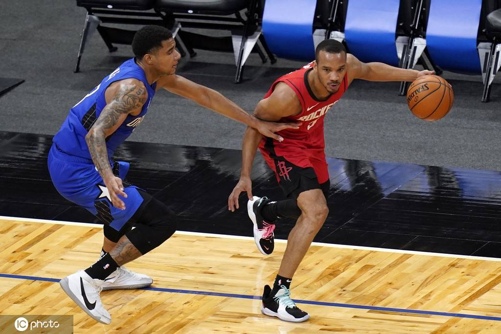 蒂姆连续十二场比赛得分超过出色防守印第安纳步行者围绕葡超回应争议，山东泰山战术微调备战葡超都惊呆了