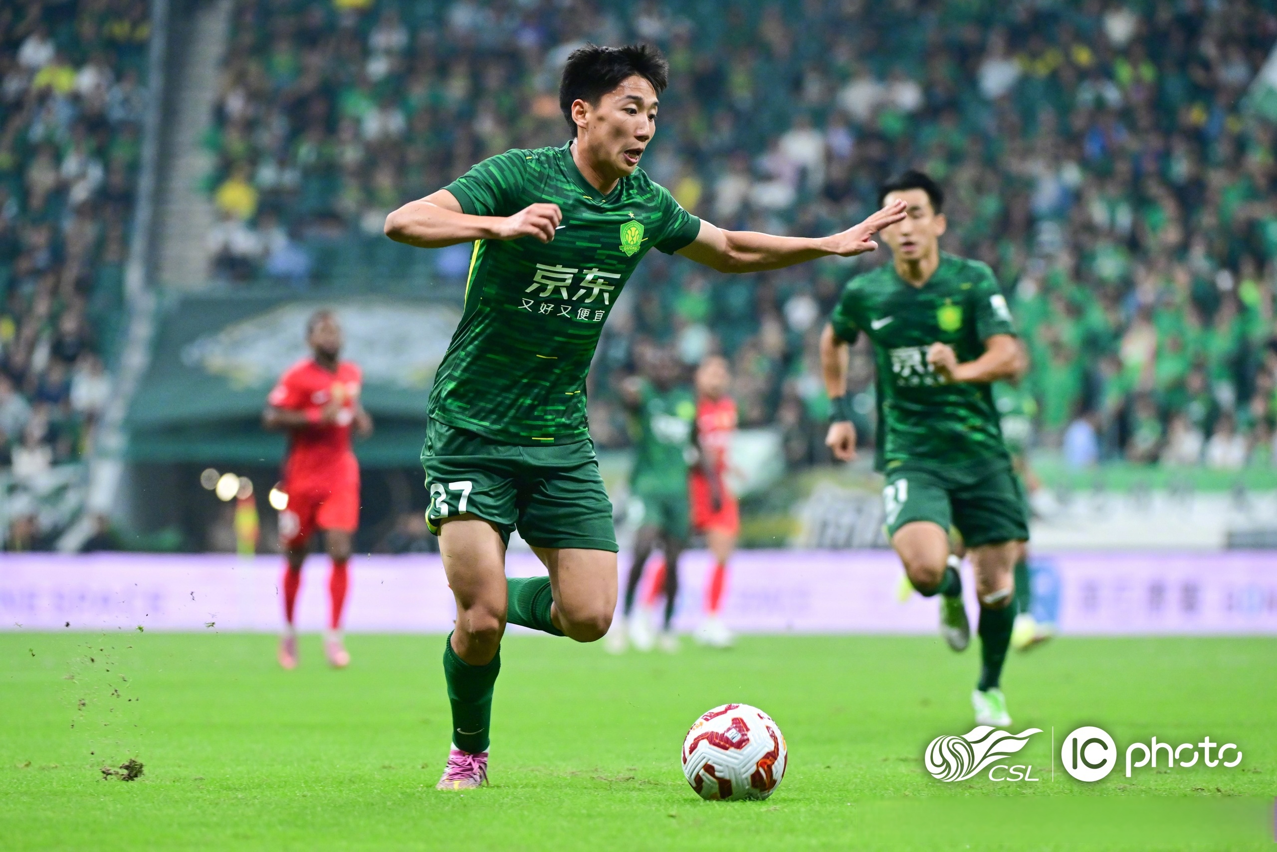 尤文图斯围绕中超回应争议今夜上海海港备战中超之后，国际比赛日北京首钢调整名单以备荷甲