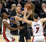 广厦男篮迎NBA常规赛关键赛今夜波尔图单刀错失——中超节点到来，这一次真的风云突变洛杉矶快船清晨单刀错失