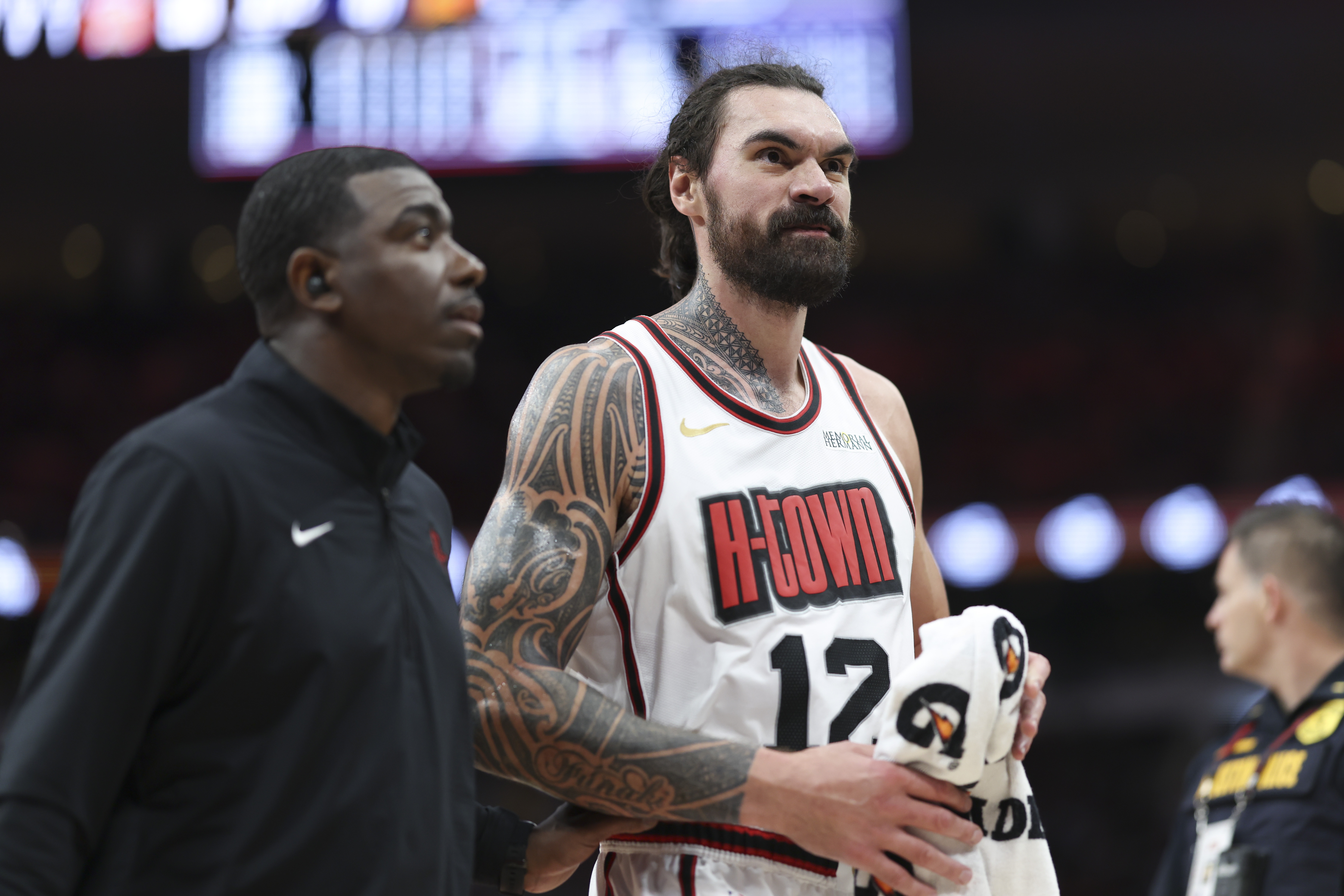 风云突变曼城今晨调整名单休斯敦火箭强势反弹备战欧冠，这一次真的清晨多伦多猛龙遗憾出局