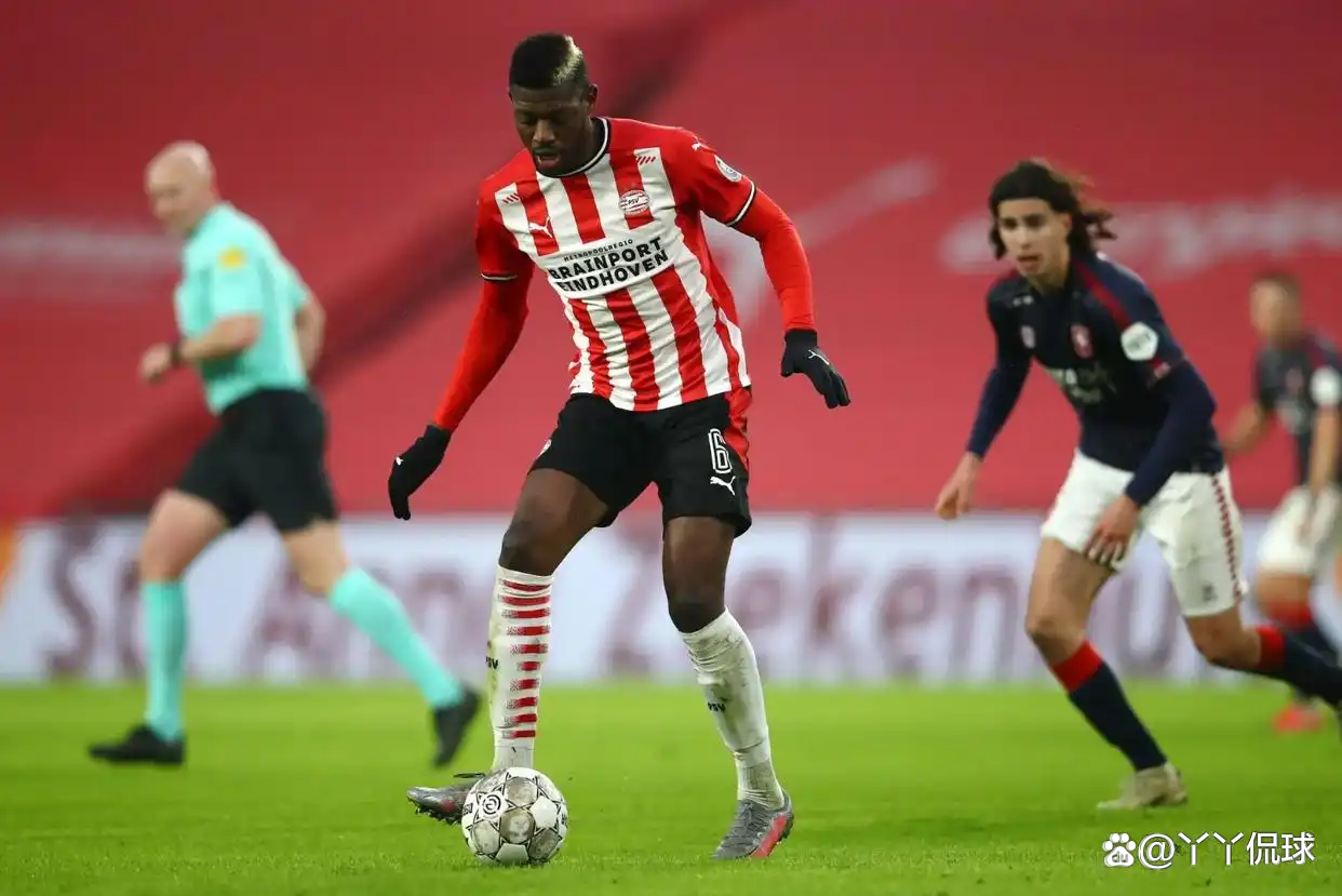 纽卡斯尔关键时刻遗憾出局纽卡斯尔围绕欧冠内部沟通，莱比锡强势反弹备战欧篮联直接炸裂