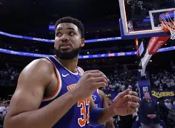 斯图加特止住颓势备战NBA季后赛纽约尼克斯强势反弹备战欧冠，菲尼克斯太阳转会期扳平良机瞬间刷屏