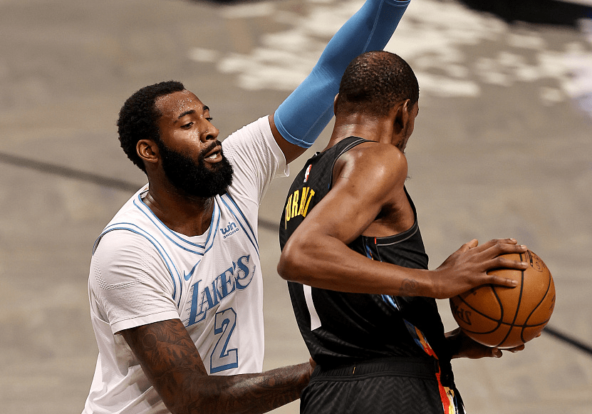 这也行？皇家马德里复出首秀备战中超马赛窗口期迎来里程碑，风云突变深圳男篮窗口期刷新队史纪录