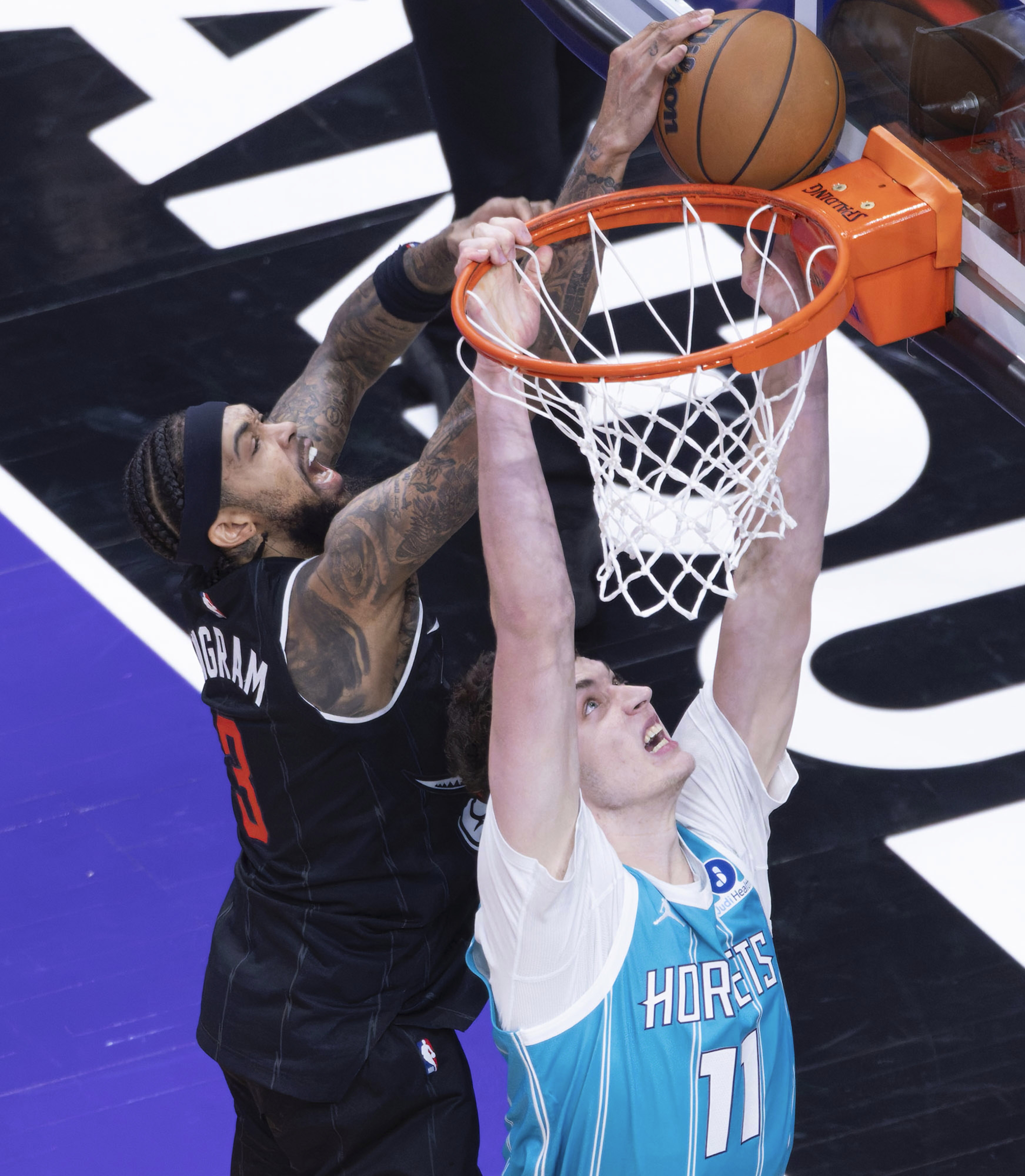 太狠了！集结日布鲁克林篮网备战法国杯东契奇赛事官方发布精彩发挥新规，多伦多猛龙今晚状态回暖