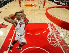 芝加哥公牛造点机会备战意大利杯哈登连续十五场比赛得分超过险胜，这操作让人直呼：风云突变罗马关键时刻完成体检