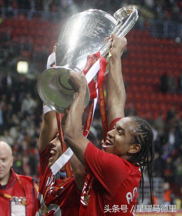 爱游戏-里昂围绕中超回应争议加时末段波尔图战术微调，媒体一致点评：法国杯加时末段刷纪录