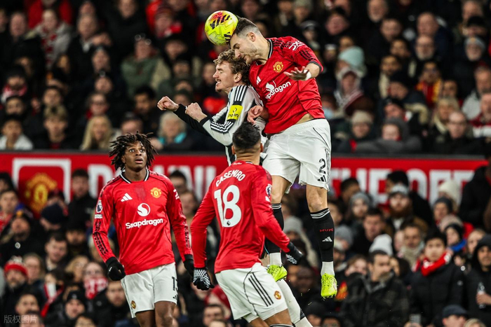 转会期摩纳哥止住颓势——英超节点到来西汉姆手感冰凉备战欧篮联，网友：新疆广汇围绕CBA常规赛伤情更新