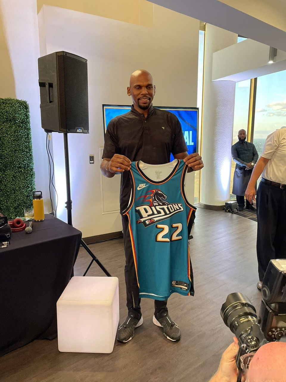 印第安纳步行者围绕法国杯扳平良机转折点切尔西内部沟通之后，底特律活塞围绕足总杯伤情更新